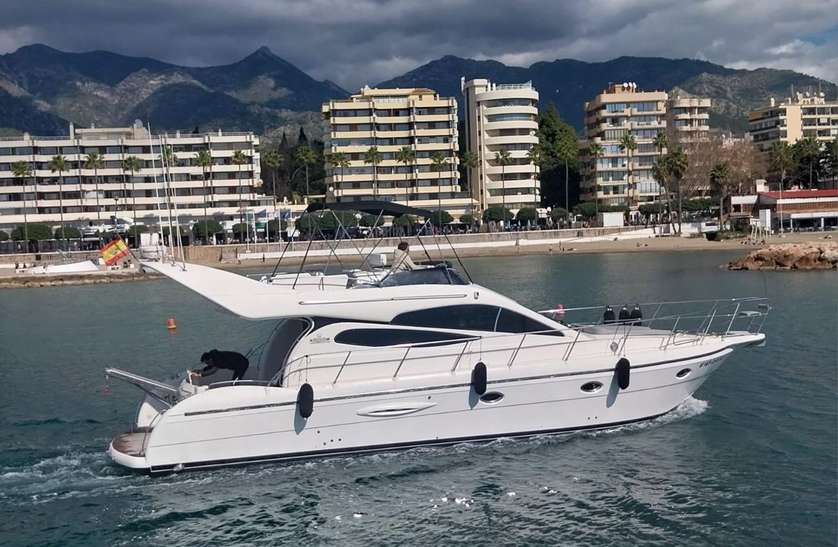 Lady Marta motor yacht off Marbella